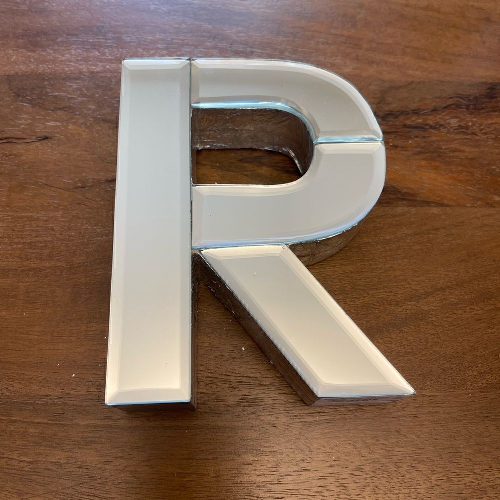 Pier 1 Silver Mirrored Letter 'R'
